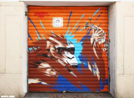 Noyps graffiti street art marseille france b